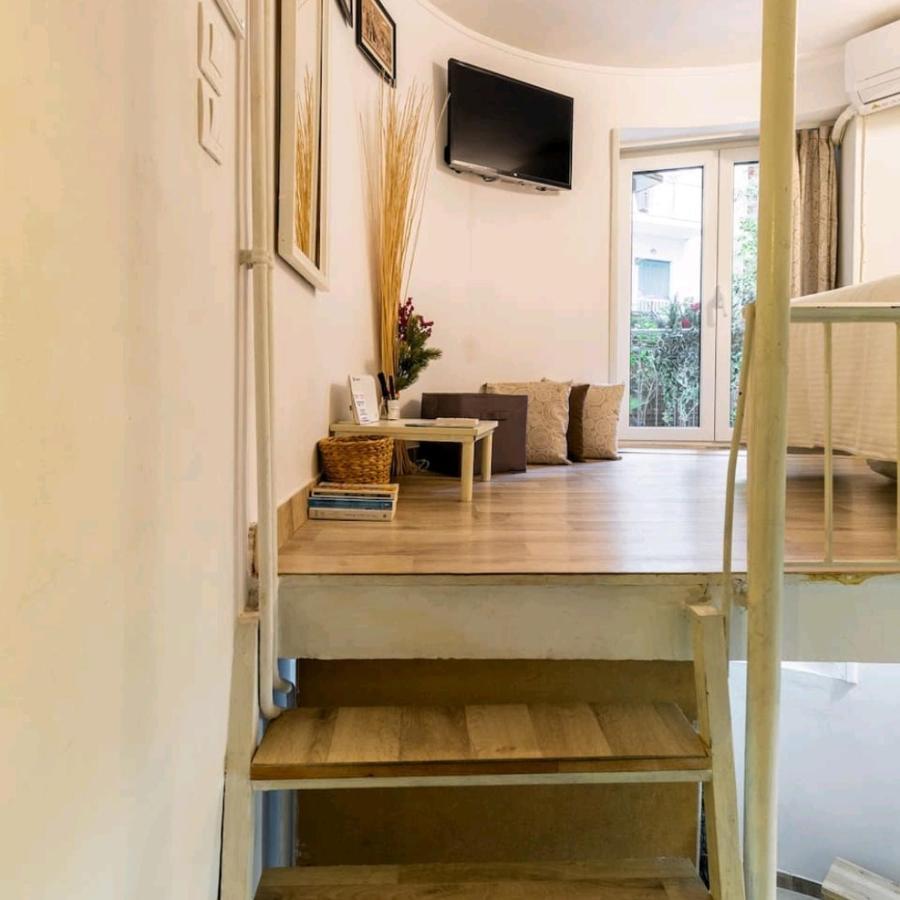 Acropolis Elegant Maisonette By Lodgespot 雅典 外观 照片