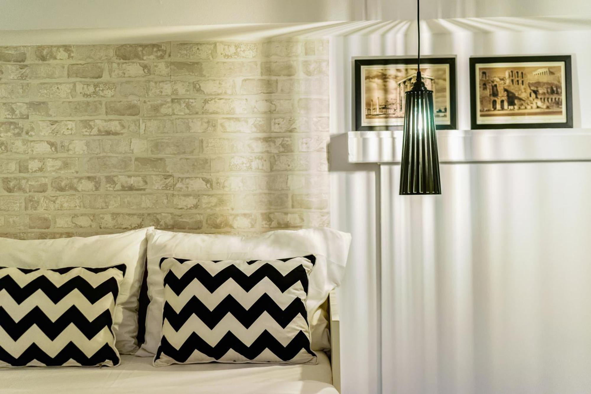 Acropolis Elegant Maisonette By Lodgespot 雅典 外观 照片