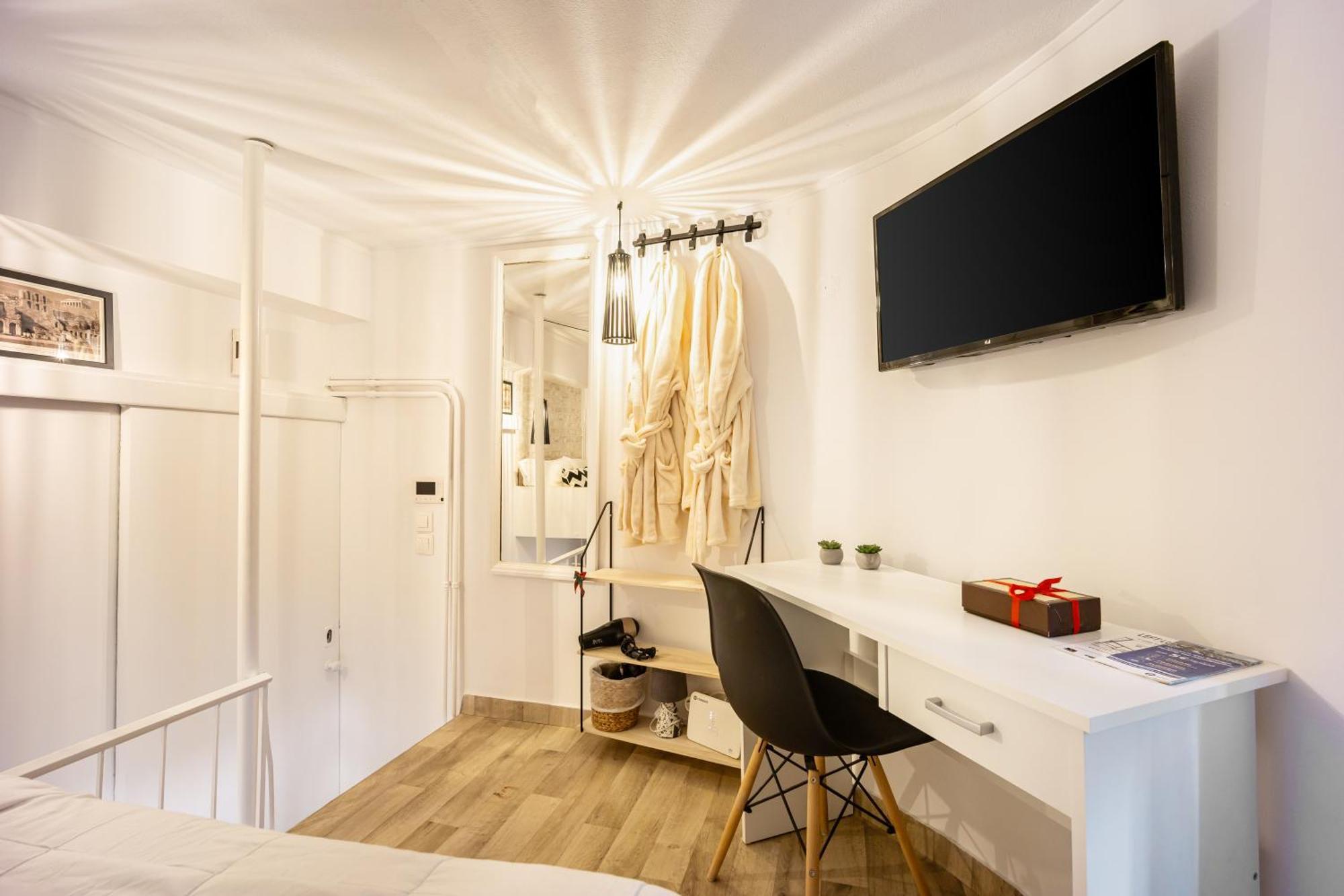 Acropolis Elegant Maisonette By Lodgespot 雅典 外观 照片