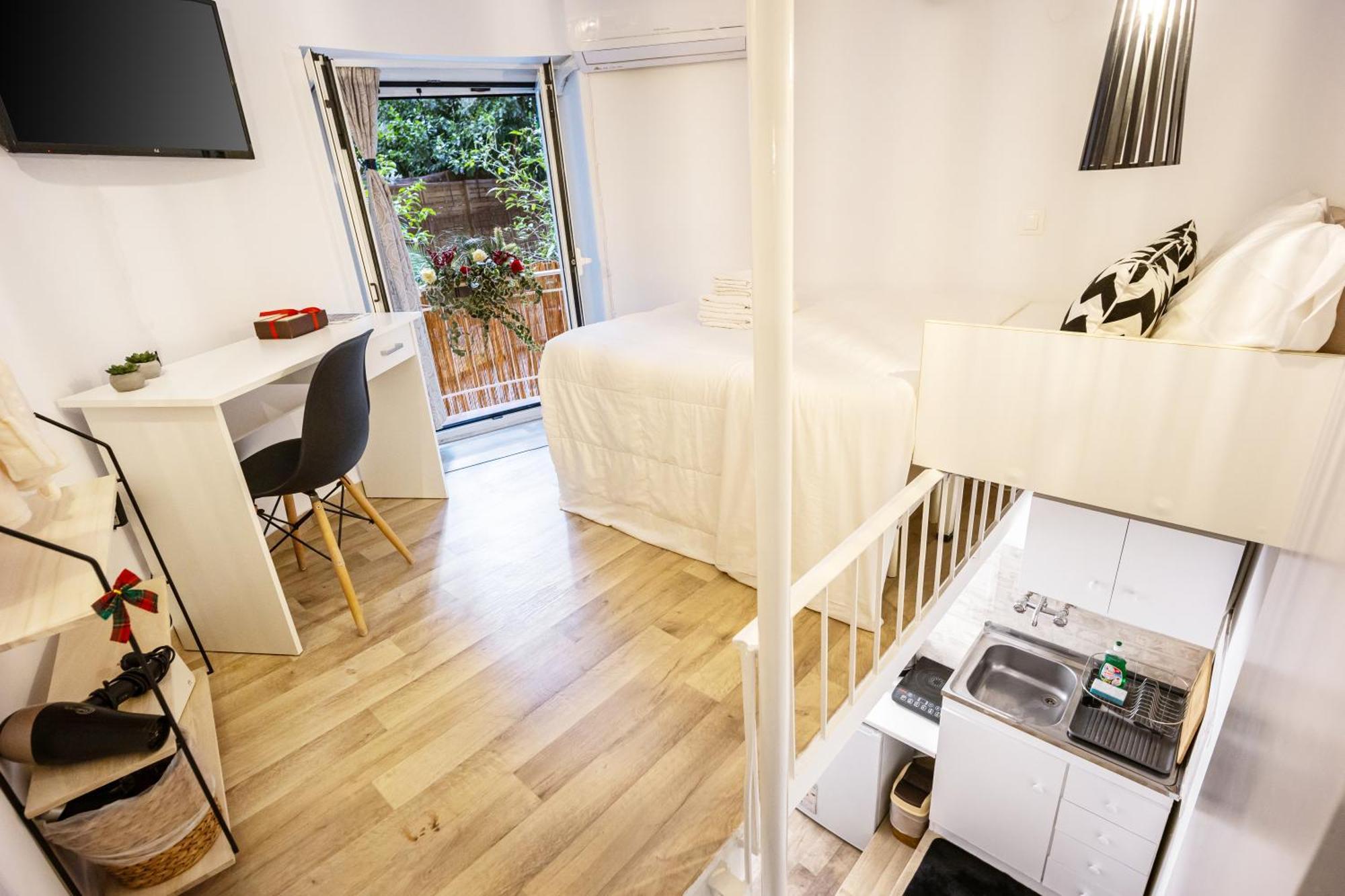 Acropolis Elegant Maisonette By Lodgespot 雅典 外观 照片